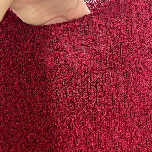 🐆3/$15 Emme fishnet sweater with tank top - Picture 3 of 6